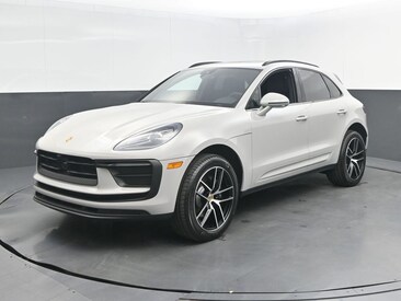 2026 Porsche Macan SUV