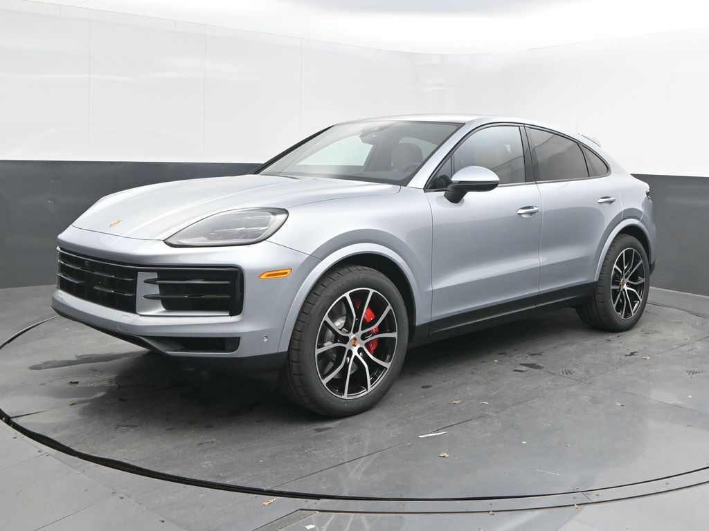 2026 Porsche Cayenne S's photo
