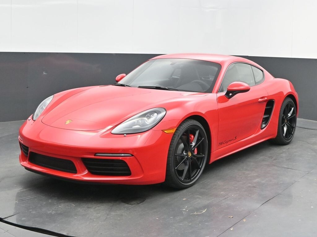 2025 Porsche Cayman S photo 3