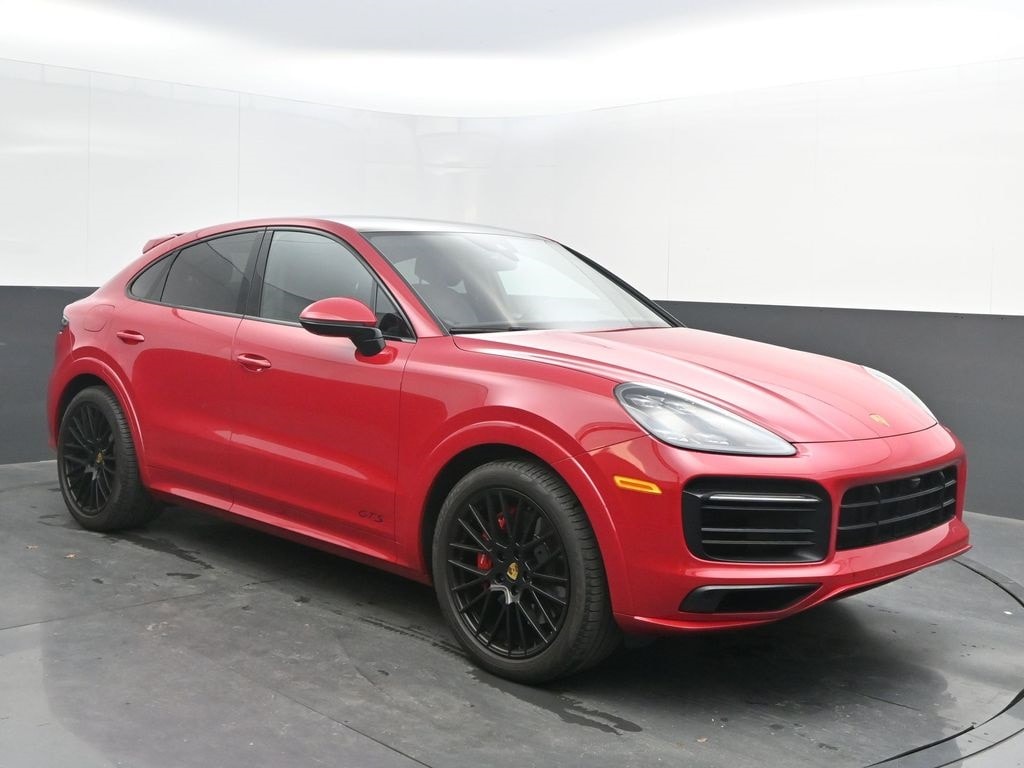 2023 Porsche Cayenne Coup GTS's photo