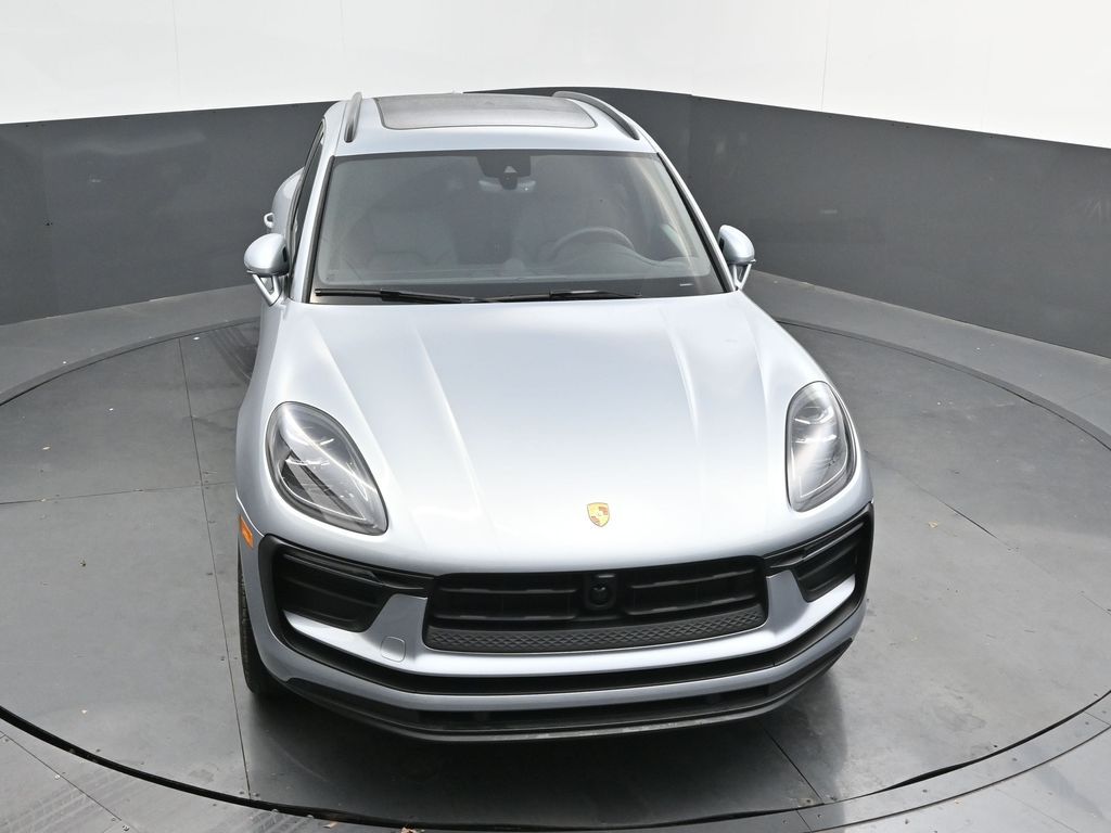 2026 Porsche Macan - Photo 23