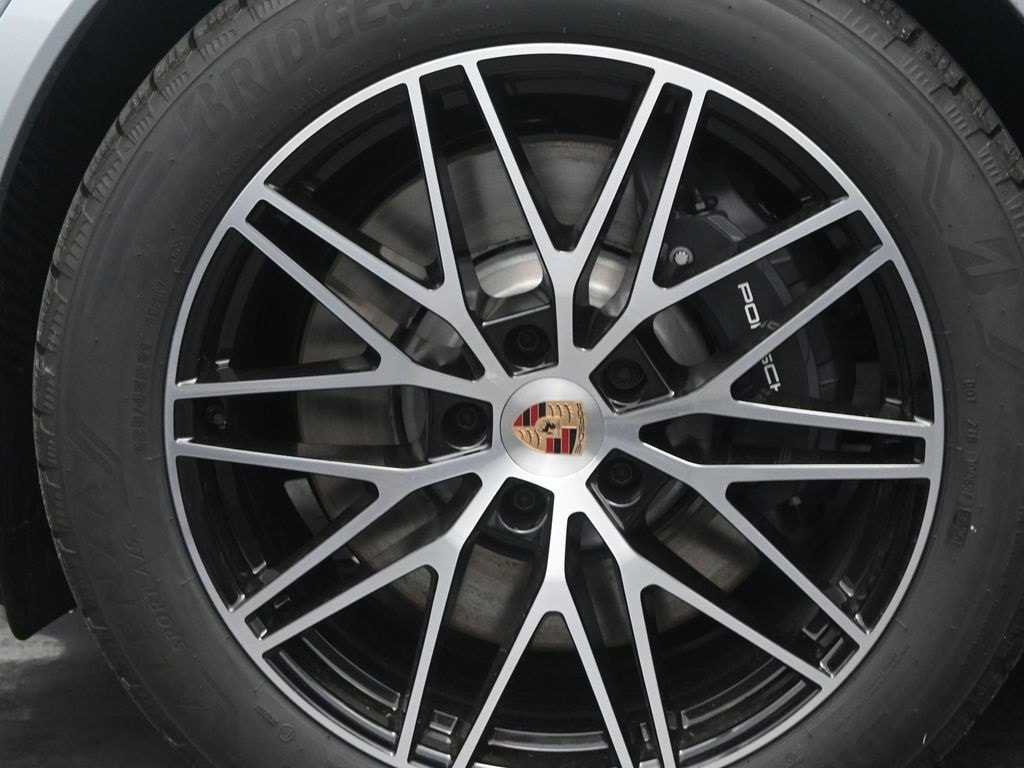 2026 Porsche Cayenne Coup E-Hybrid - Photo 18