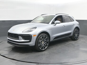 2026 Porsche Macan SUV