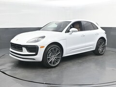 2026 Porsche Macan SUV