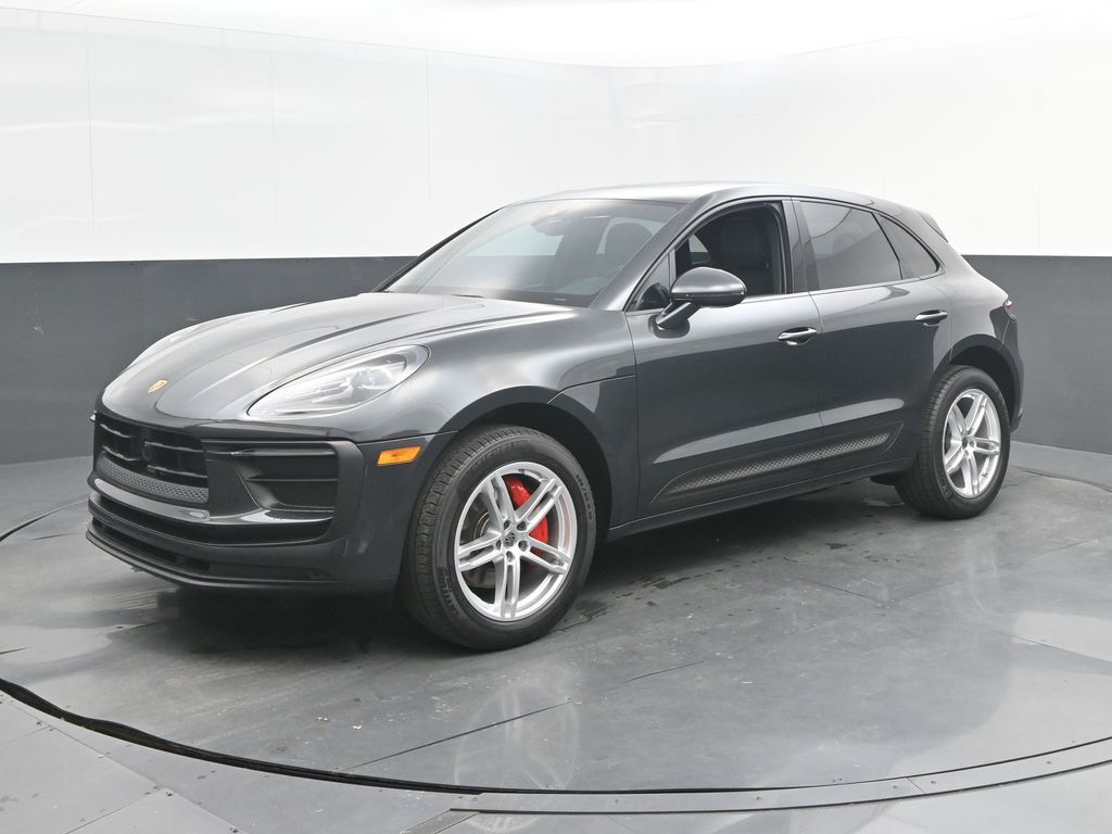 2023 Porsche Macan -'s photo