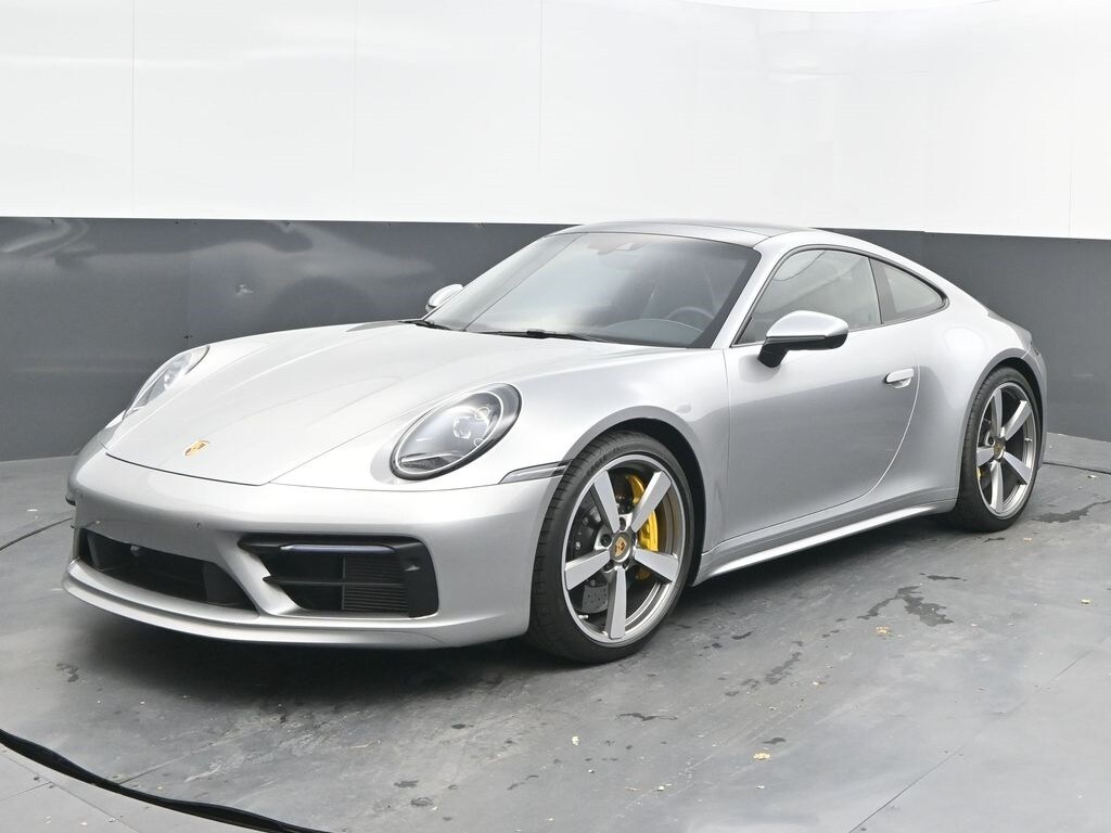 2024 Porsche 911 S photo 3