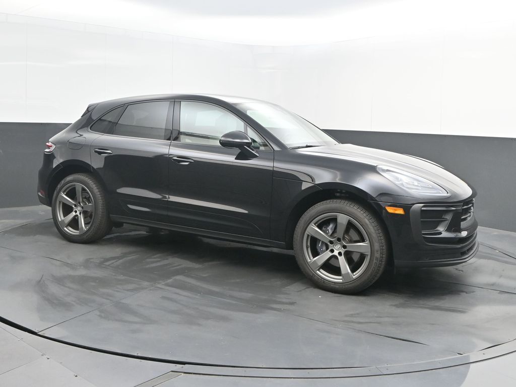2025 Porsche Macan - Photo 8