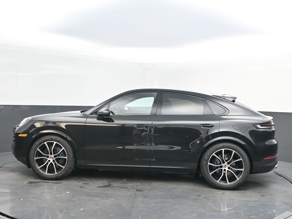2026 Porsche Cayenne Coupe photo 4