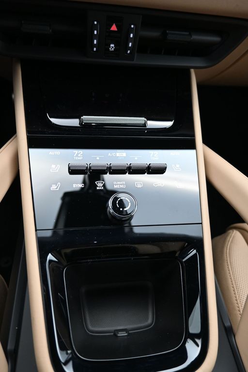 2026 Porsche Cayenne Coup S E-Hybrid - Photo 15