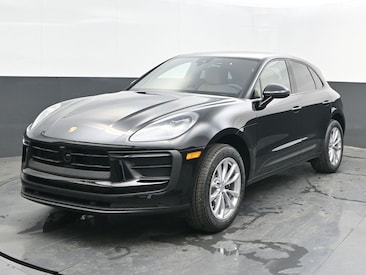 2025 Porsche Macan SUV