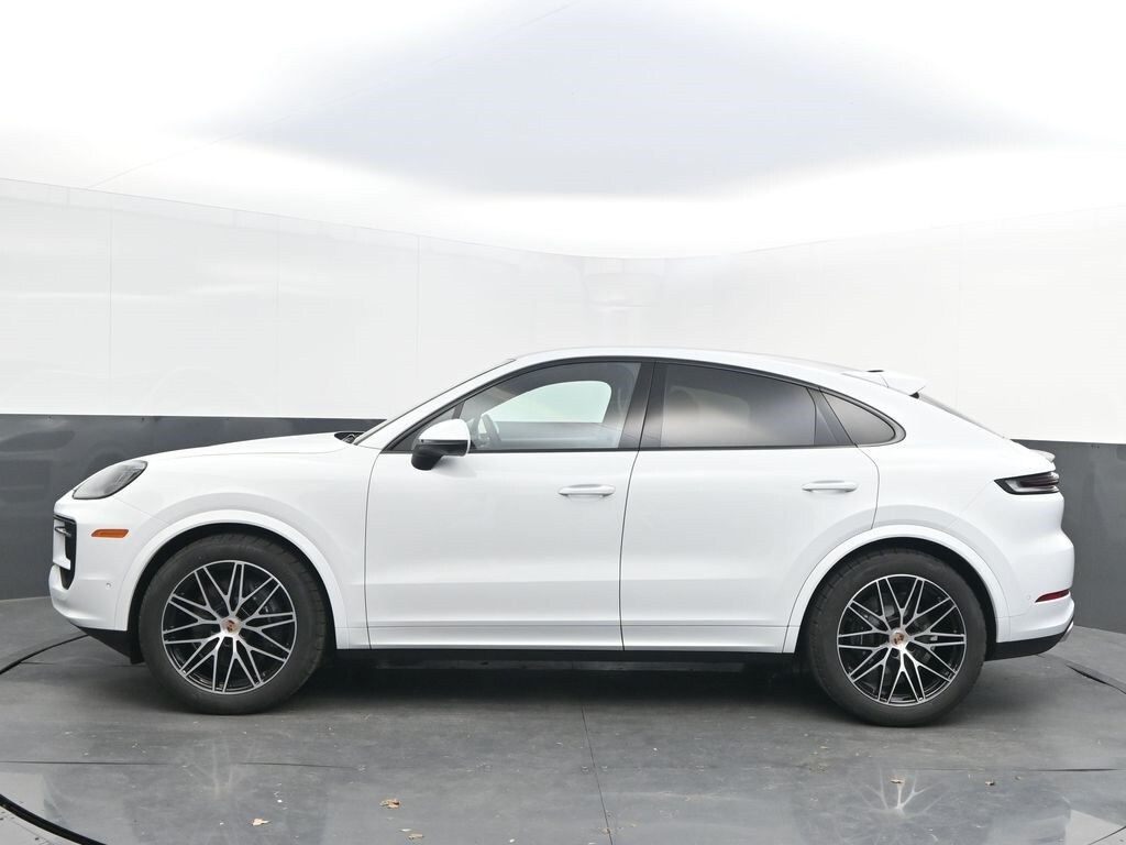 2025 Porsche Cayenne Coupe photo 4