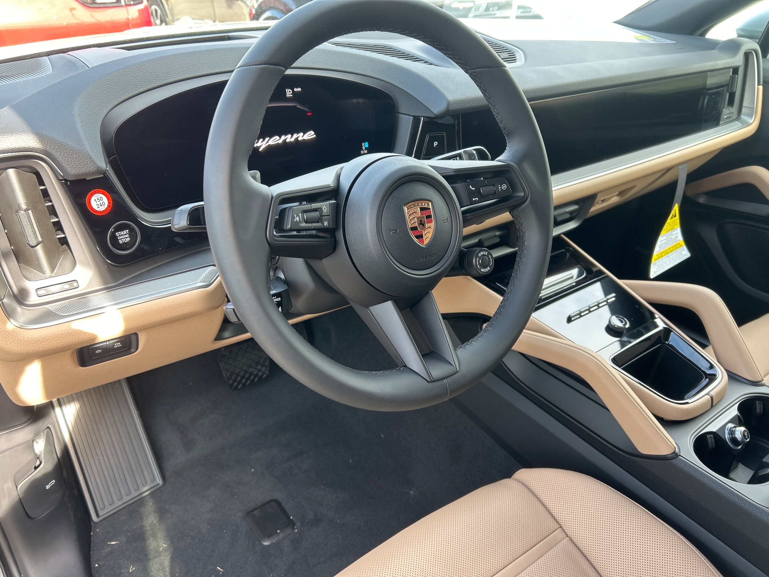 2026 Porsche Cayenne Coup E-Hybrid - Photo 4