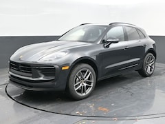 2025 Porsche Macan SUV
