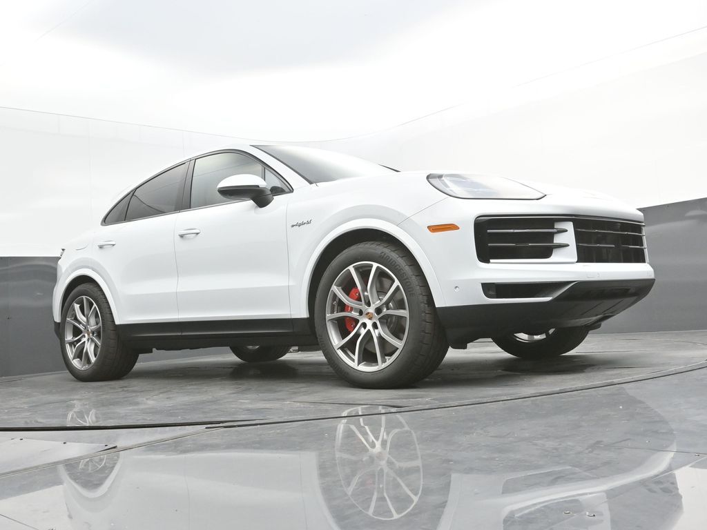 2026 Porsche Cayenne Coup S E-Hybrid - Photo 37