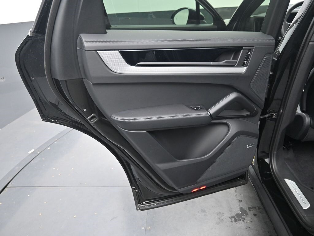 2026 Porsche Cayenne Coup Base - Photo 23