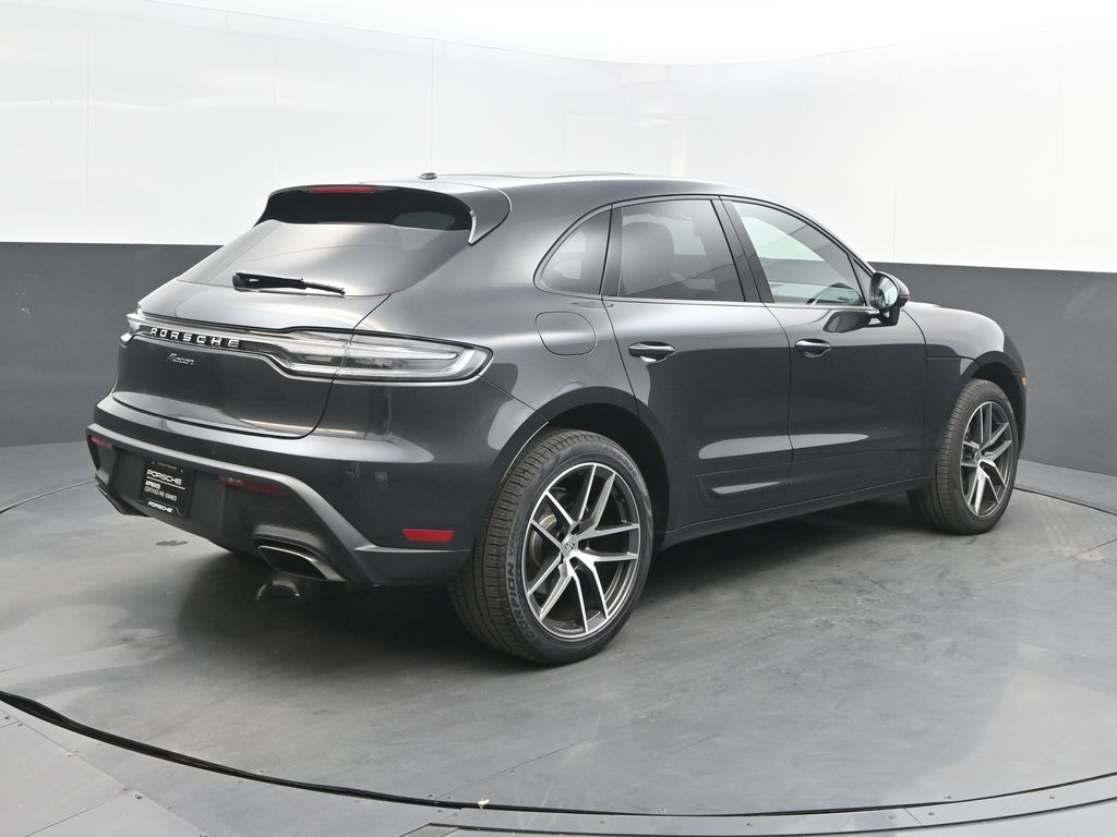 2025 Porsche Macan - Photo 7