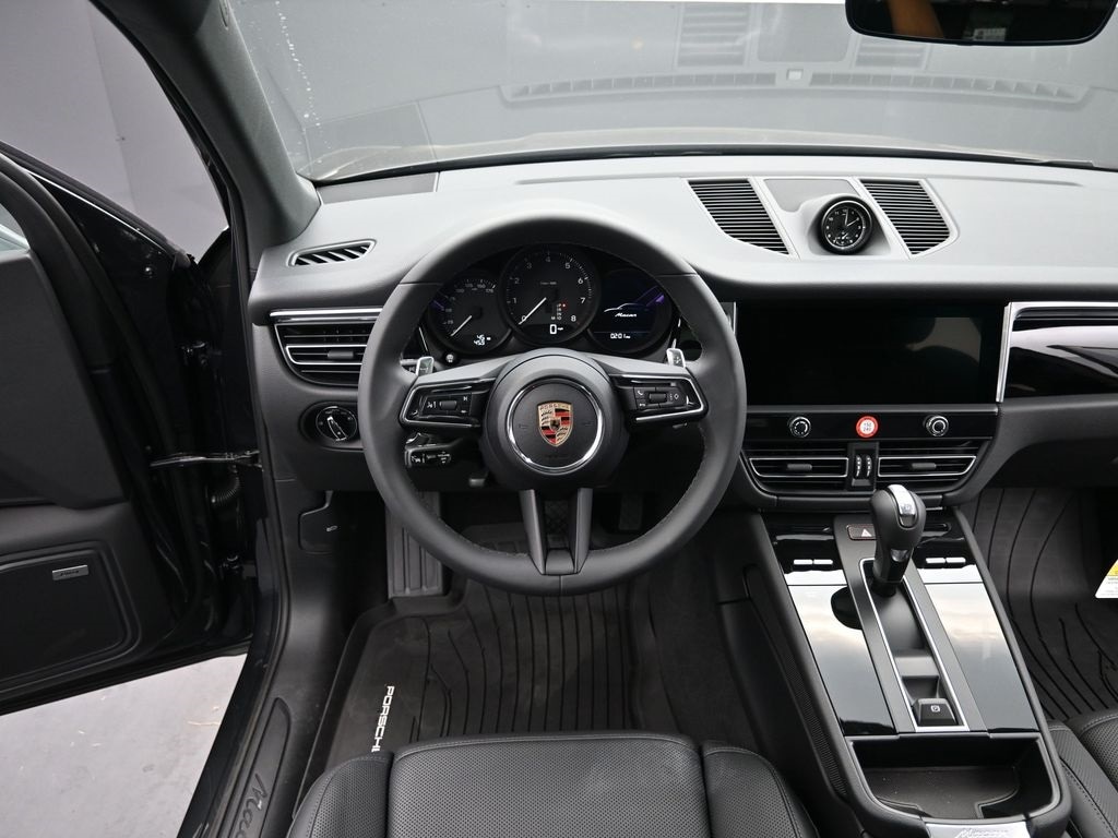 New 2025 Porsche Macan SUV