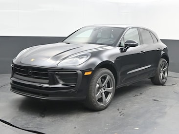 2025 Porsche Macan SUV