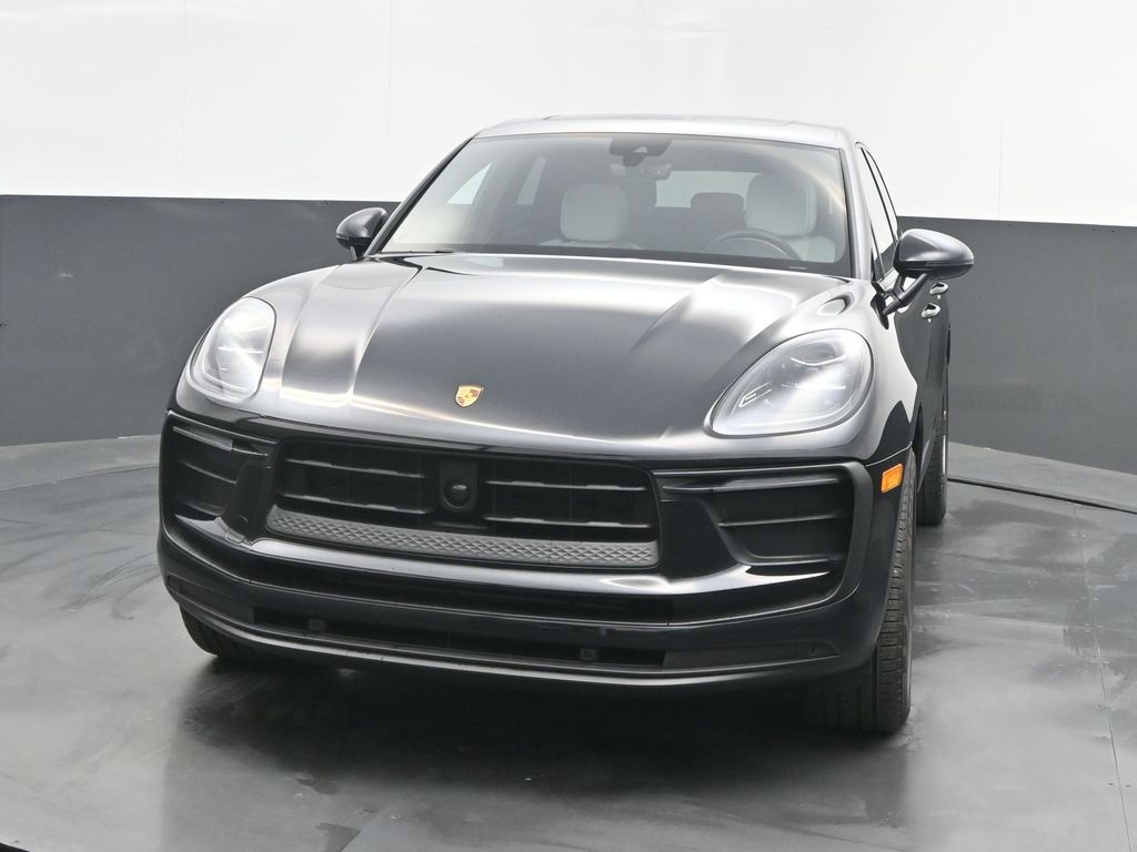 2025 Porsche Macan - Photo 10