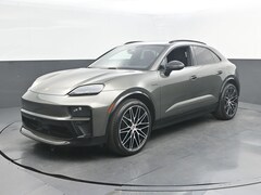 2026 Porsche Macan Electric 4 SUV
