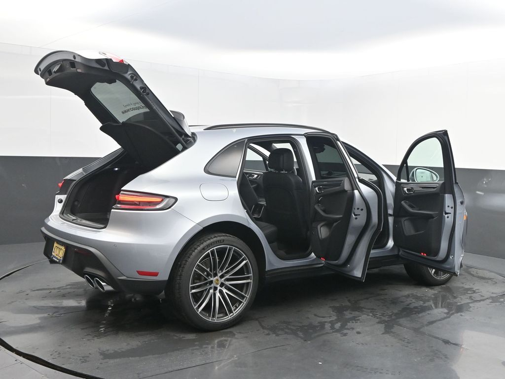 2026 Porsche Macan - Photo 37