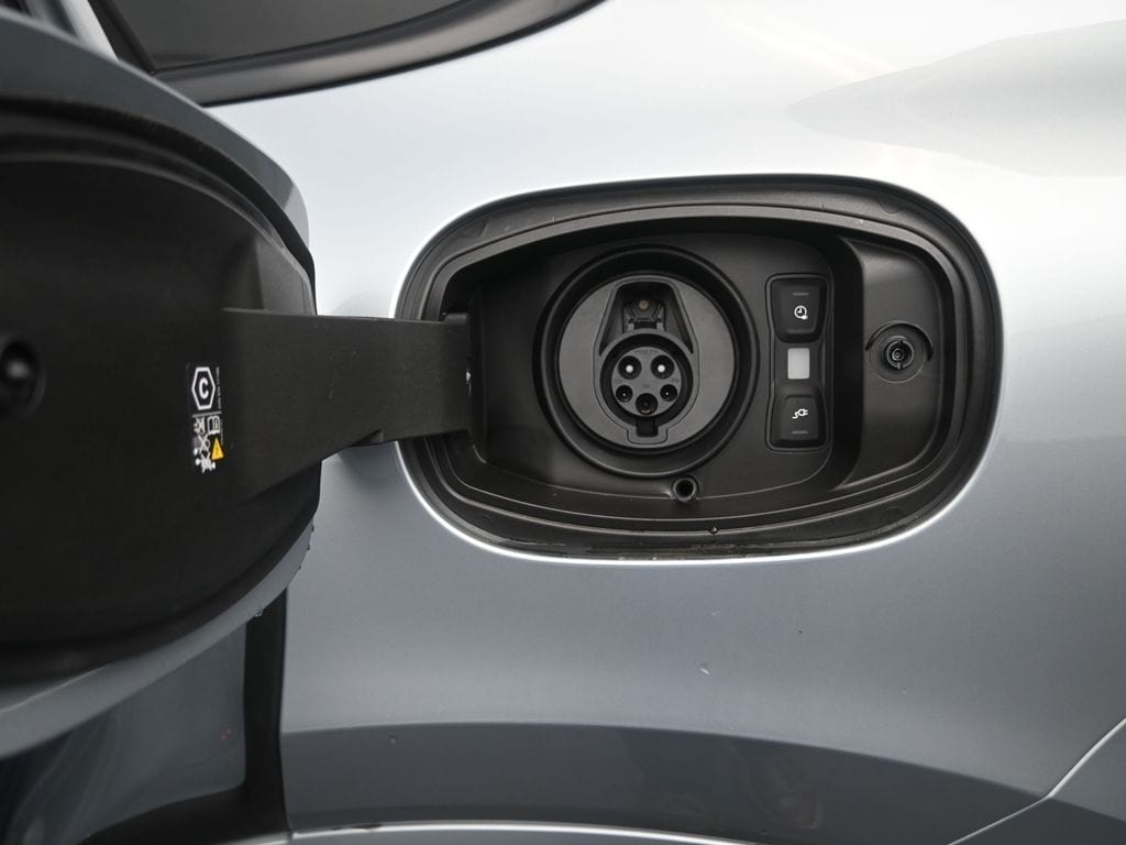 2026 Porsche Cayenne Coup E-Hybrid - Photo 17