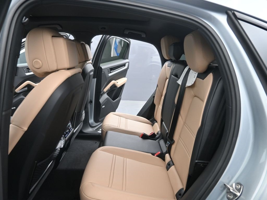 2026 Porsche Cayenne Coup E-Hybrid - Photo 14