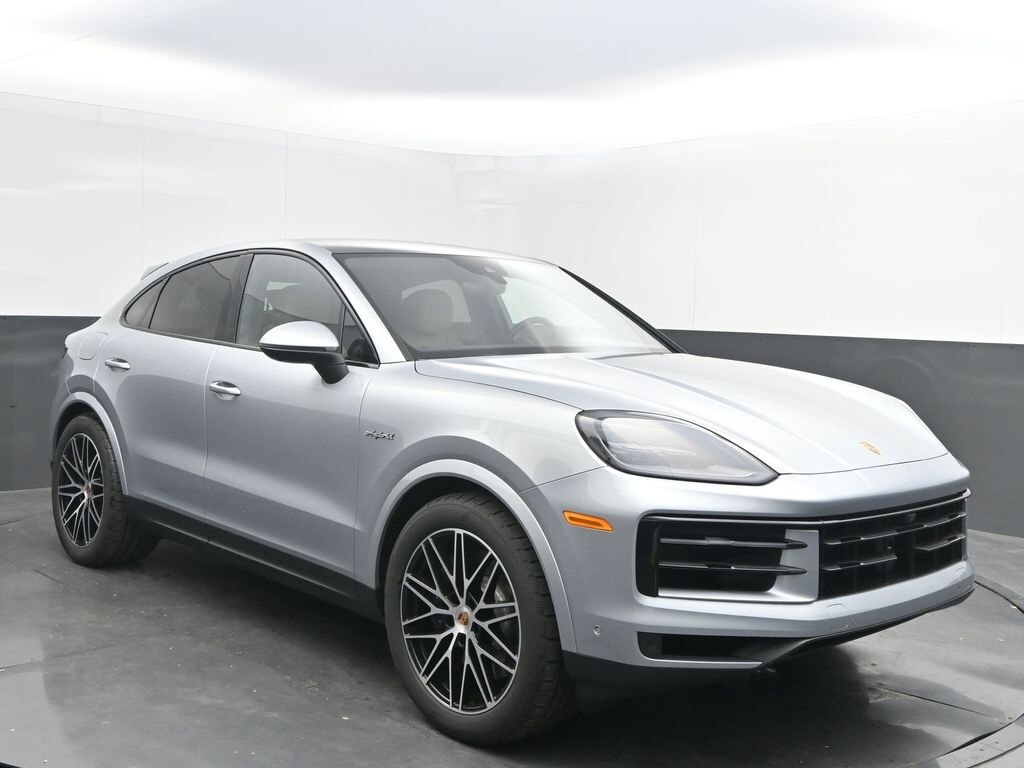 2026 Porsche Cayenne Coup E-Hybrid - Photo 6