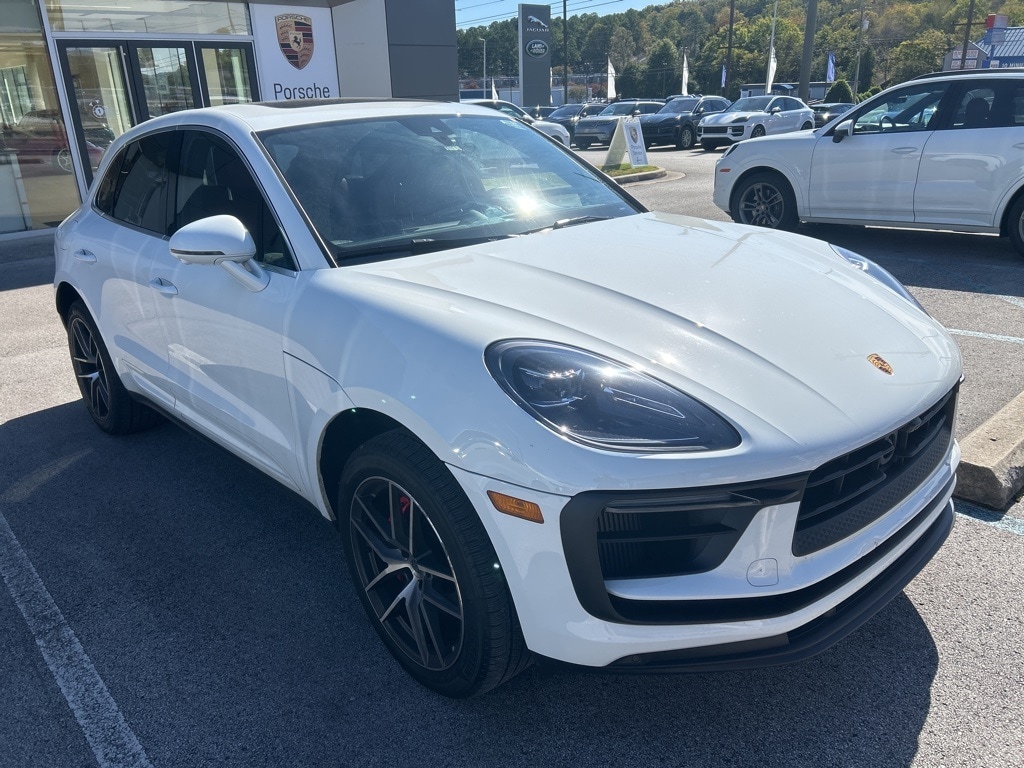 2023 Porsche Macan S
