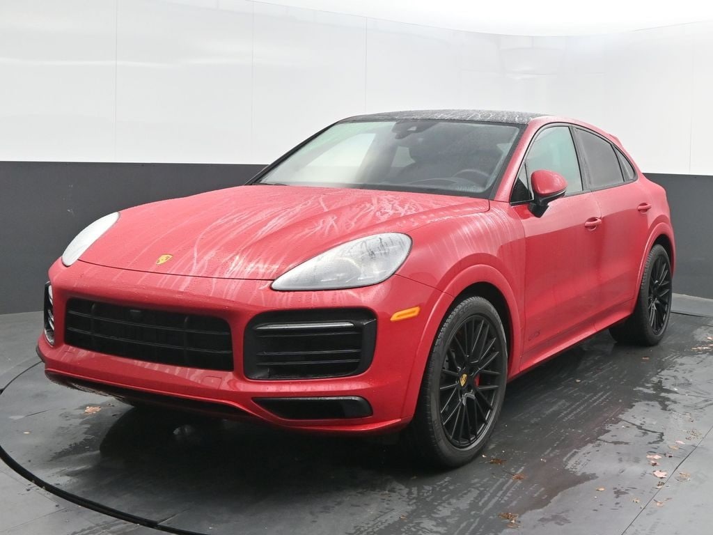 2023 Porsche Cayenne Coup GTS's photo