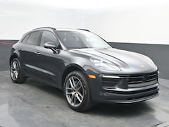 2025 Porsche Macan SUV