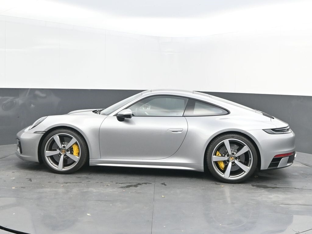 2024 Porsche 911 S photo 4