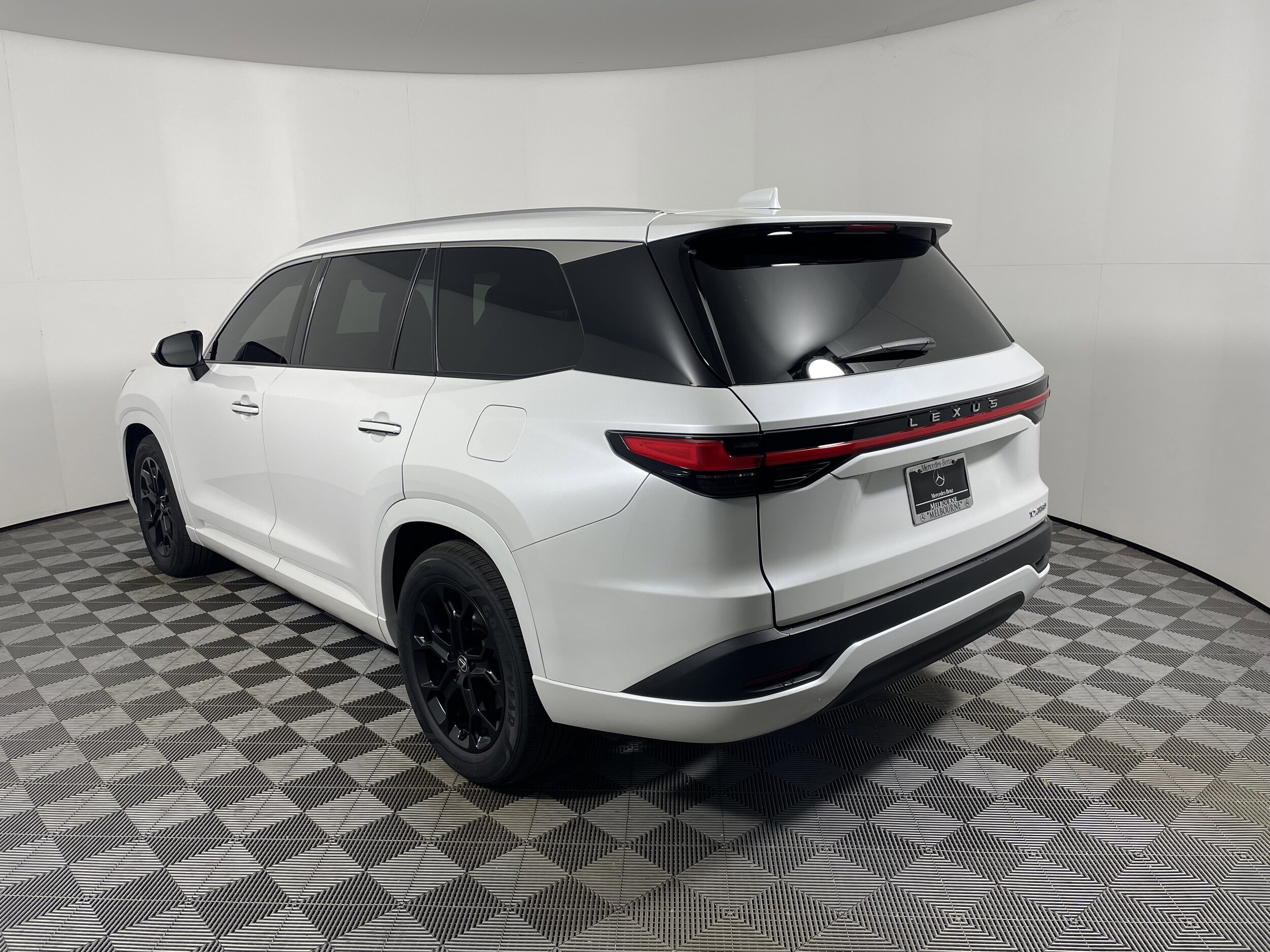 2024 Lexus TX 350 photo 3