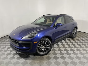 2025 Porsche Macan SUV