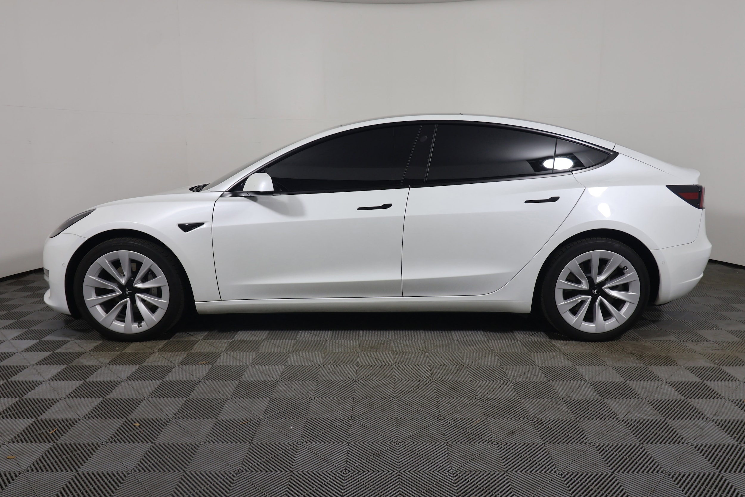 Used 2022 Tesla Model 3 Long Range with VIN 5YJ3E1EB7NF210358 for sale in Melbourne, FL
