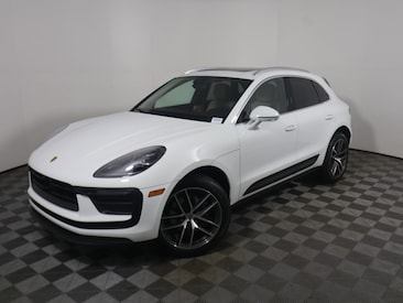 2023 Porsche Macan AWD SUV