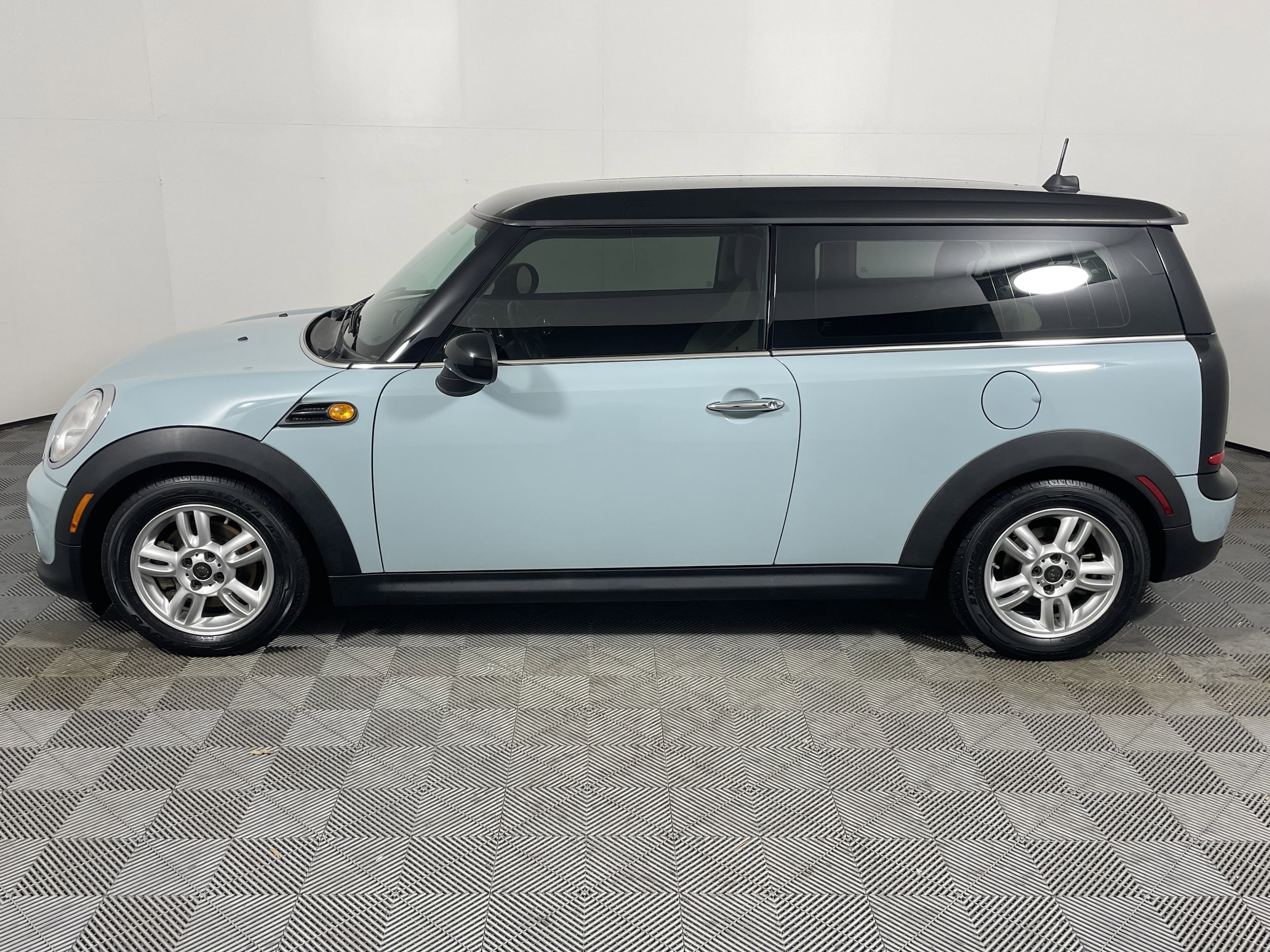 Used 2013 MINI Cooper Base with VIN WMWZF3C55DT491617 for sale in Melbourne, FL