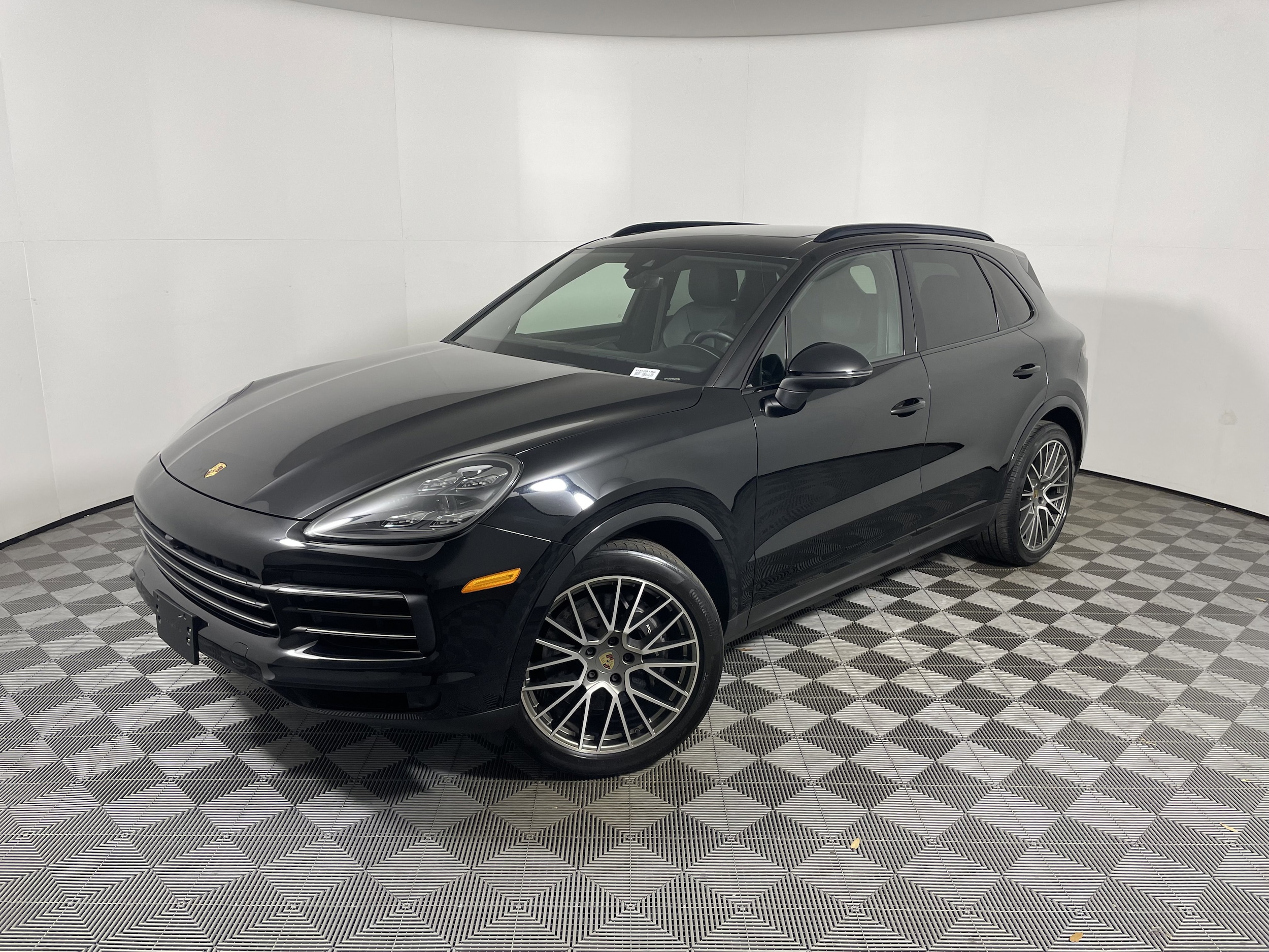 2023 Porsche Cayenne Base