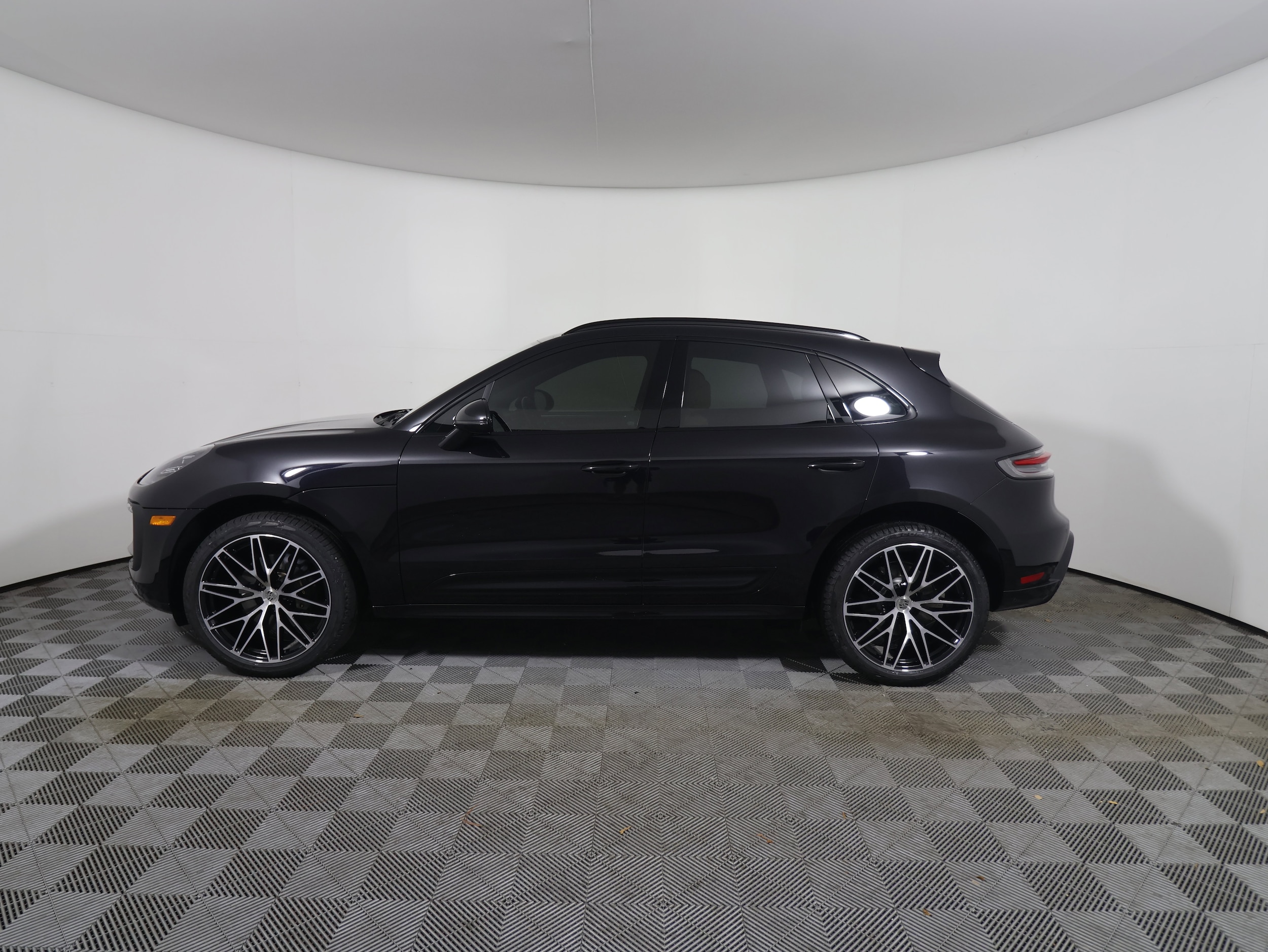 Certified 2022 Porsche Macan Base with VIN WP1AA2A55NLB08920 for sale in Melbourne, FL