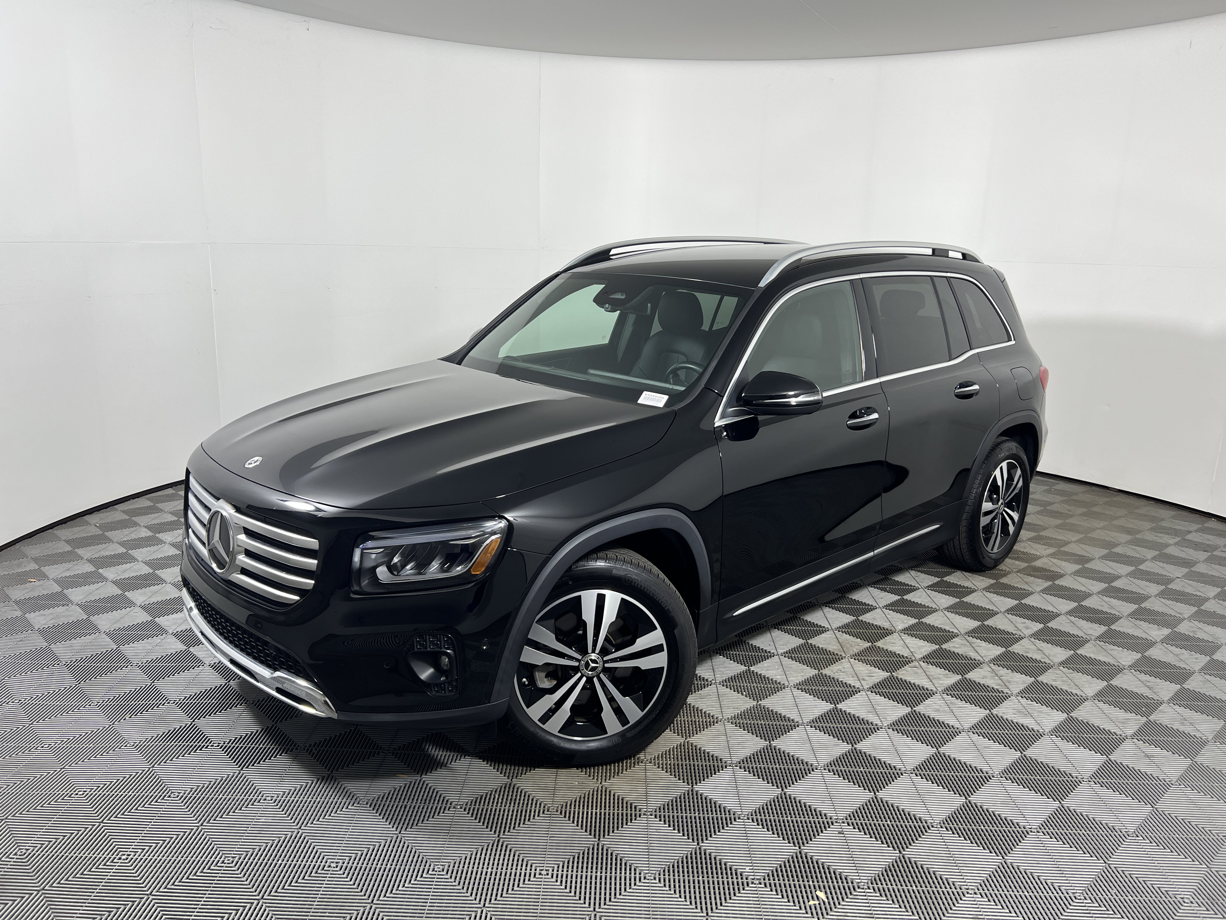 2025 Mercedes-Benz GLB