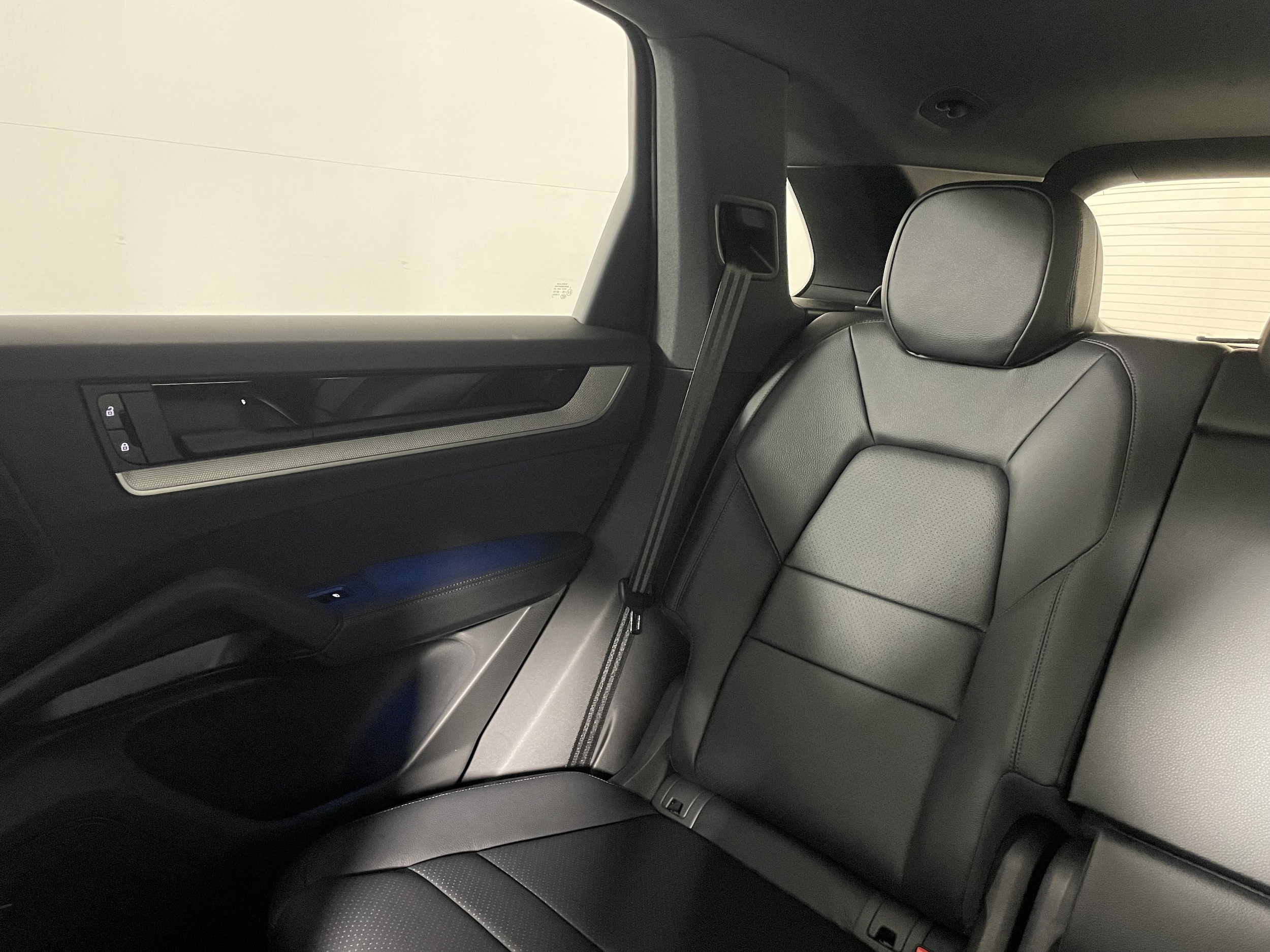 2026 Porsche Cayenne E-Hybrid - Photo 15