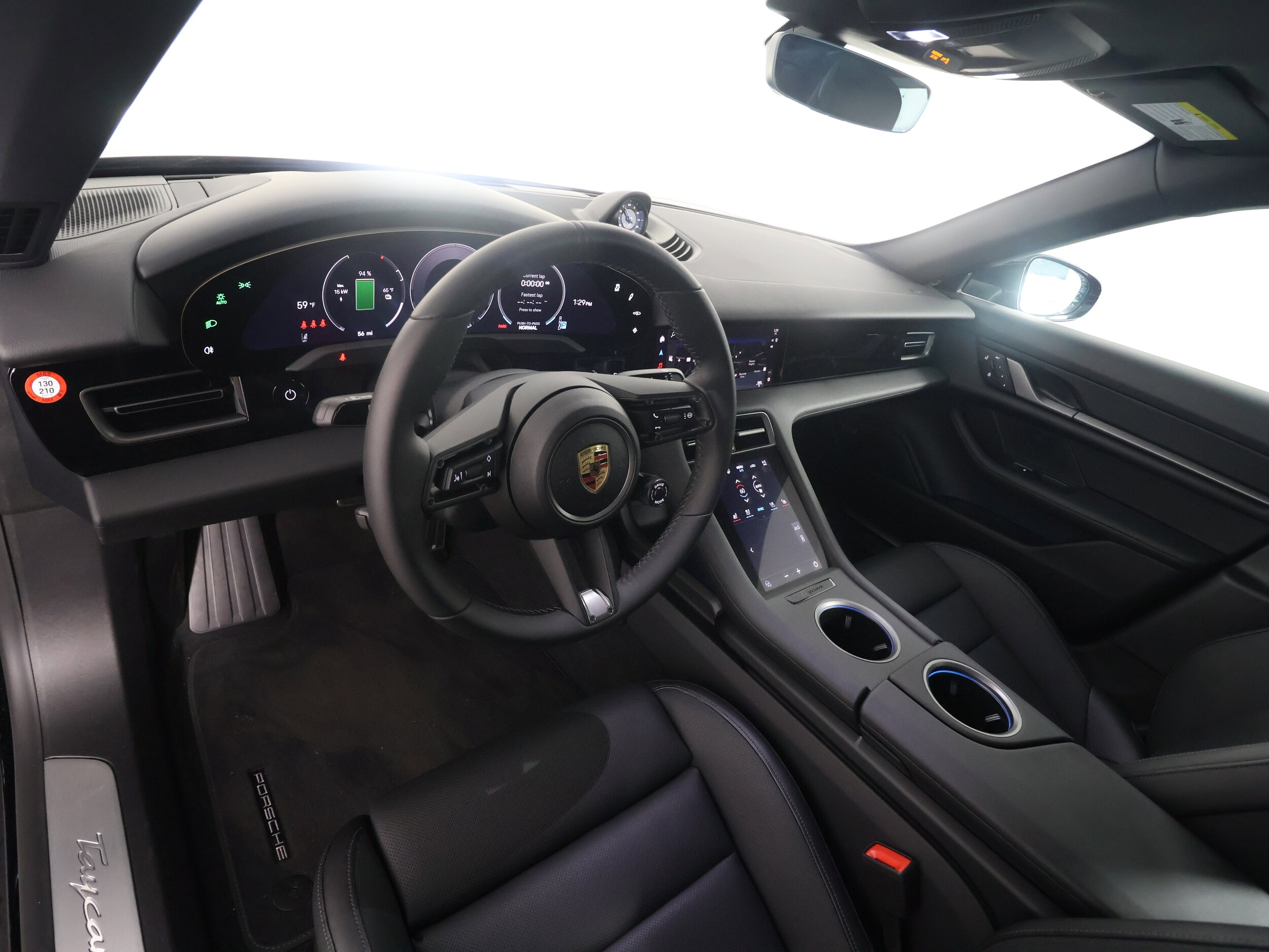 2025 Porsche Taycan 4S photo 4