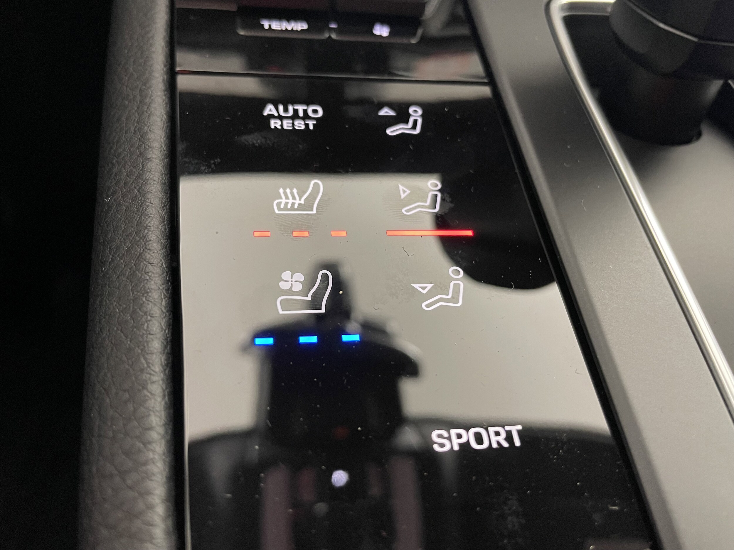 2026 Porsche Macan - Photo 23