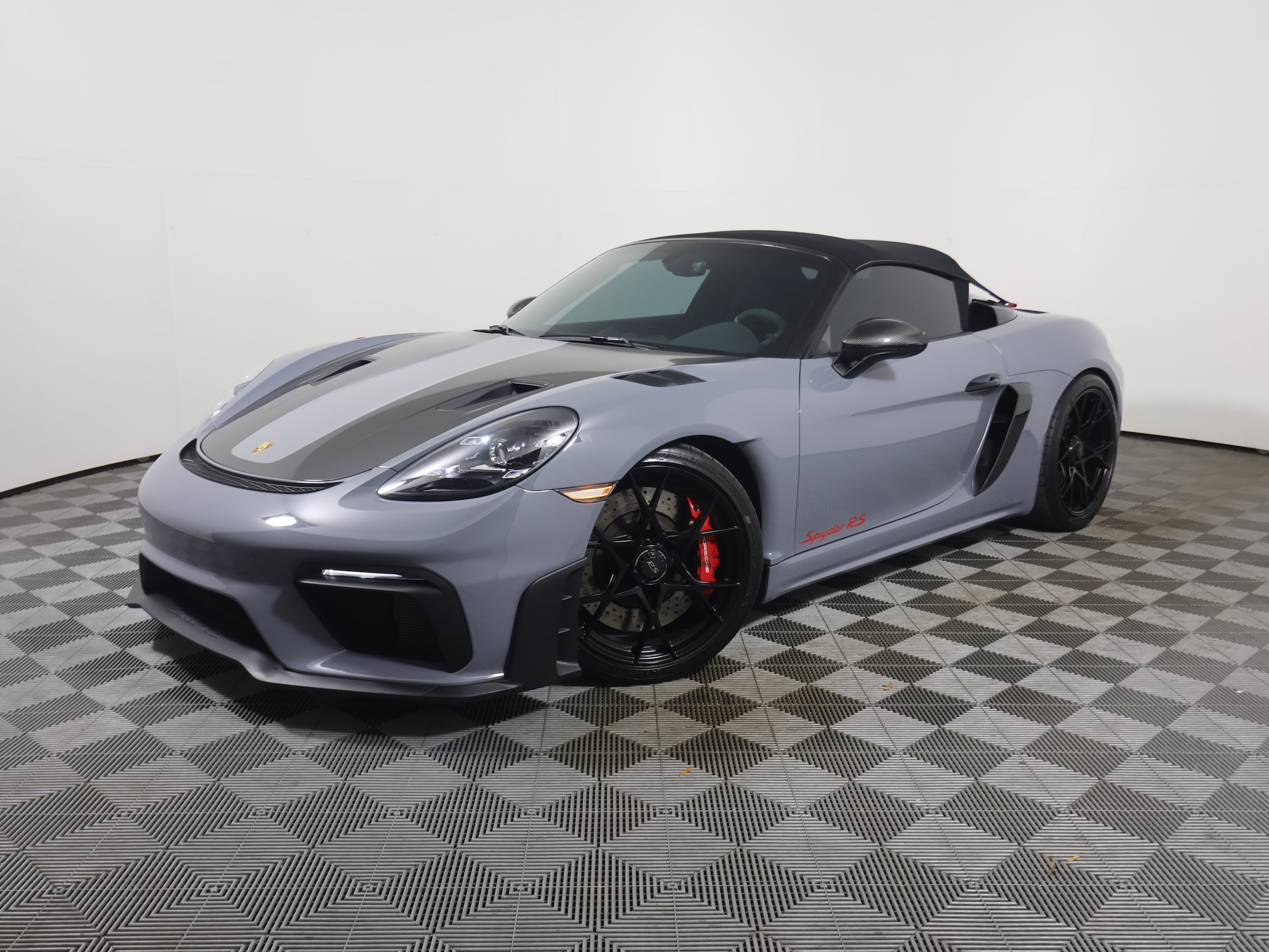 2024 Porsche 718