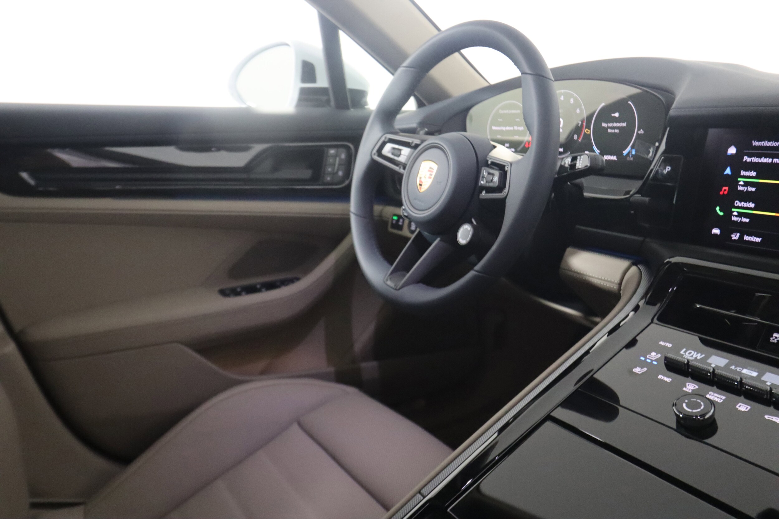 2026 Porsche Panamera Base - Photo 12