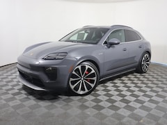 2025 Porsche Macan Electric 4S