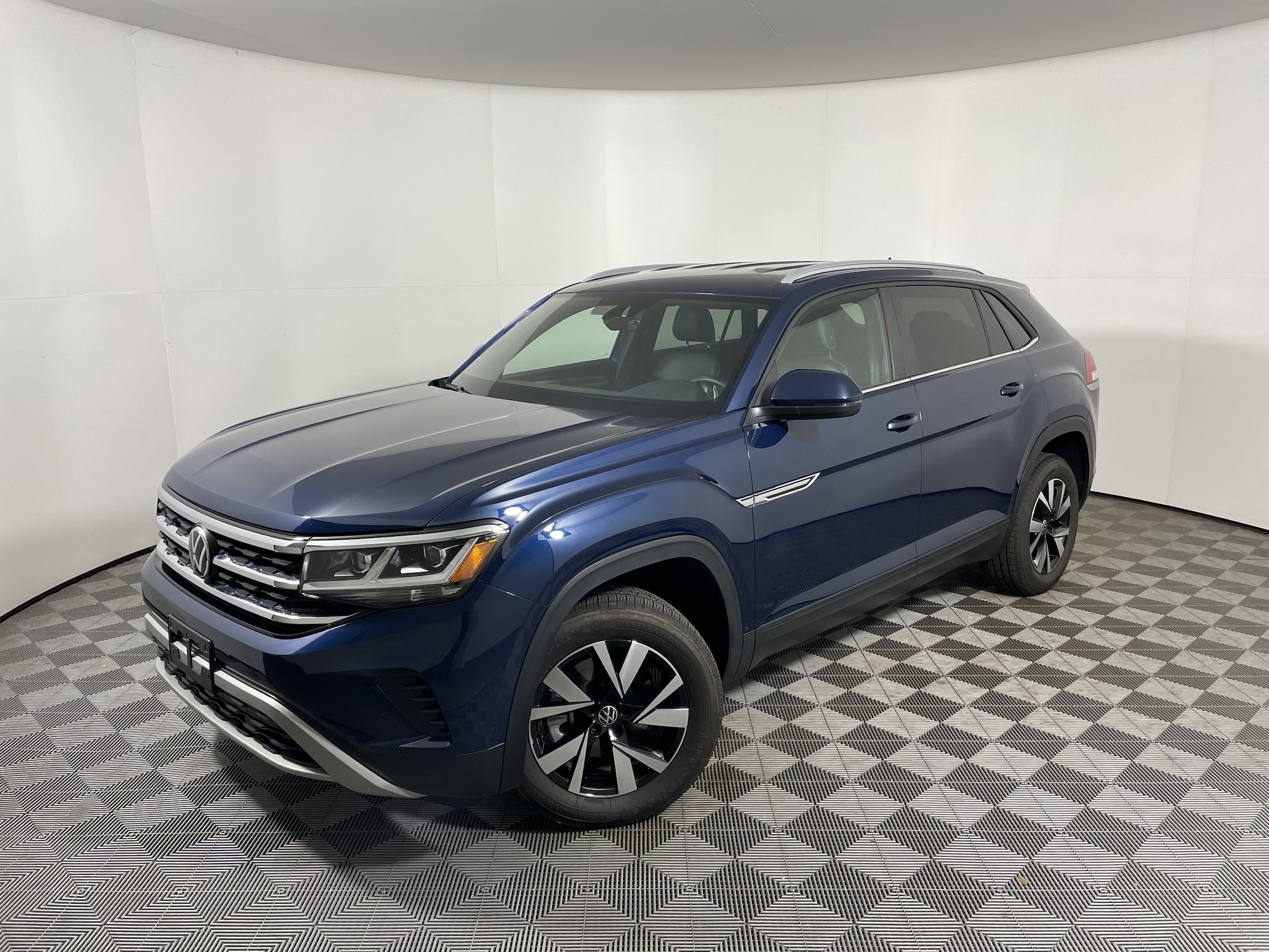 2022 Volkswagen Atlas Cross Sport SE