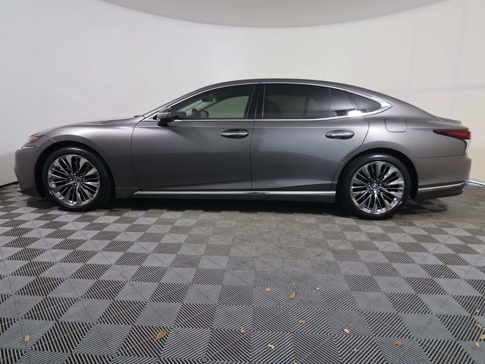 Used 2020 Lexus LS Base with VIN JTHD51FF7L5011796 for sale in Melbourne, FL