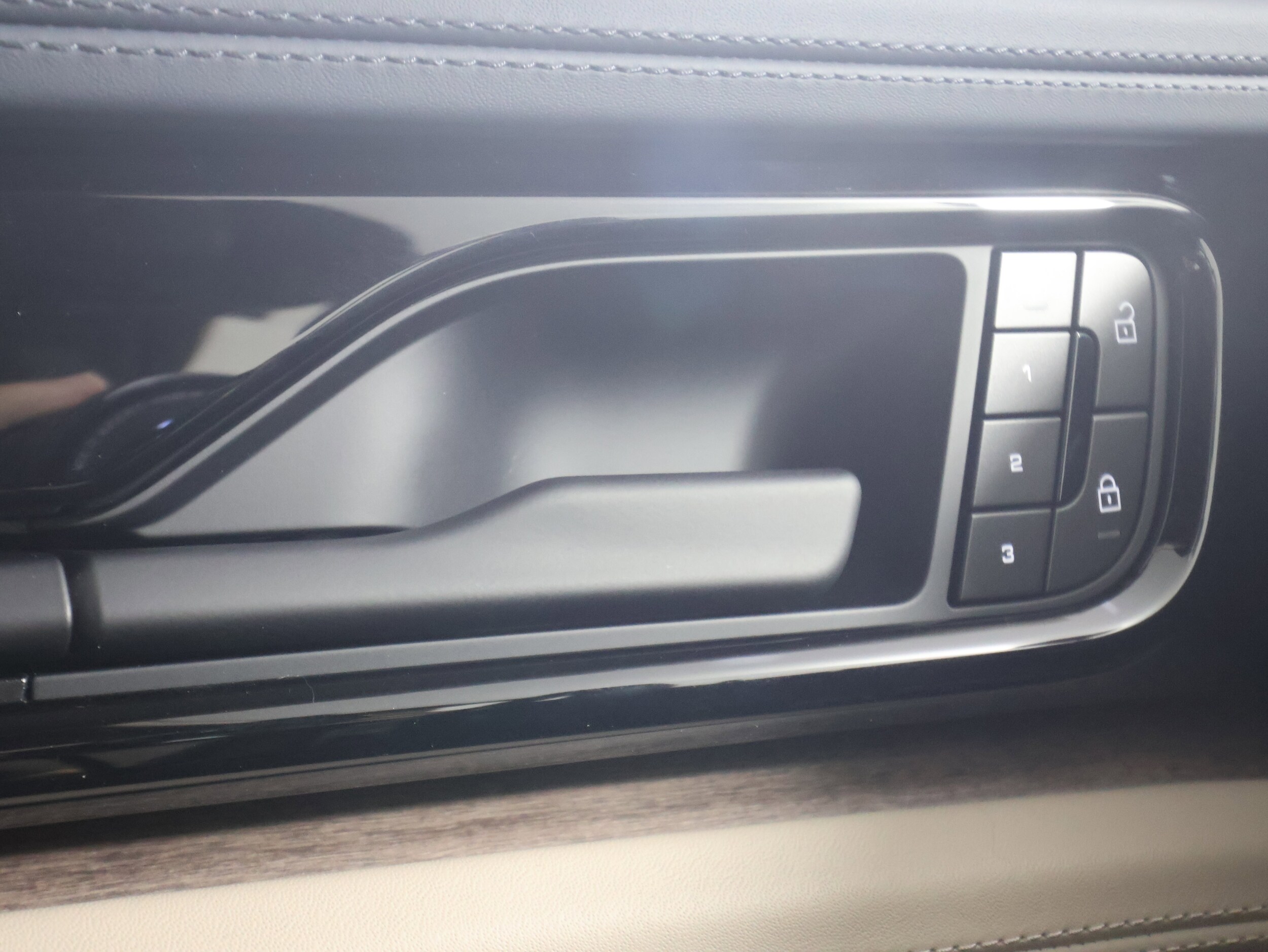 2025 Porsche Panamera Base - Photo 23