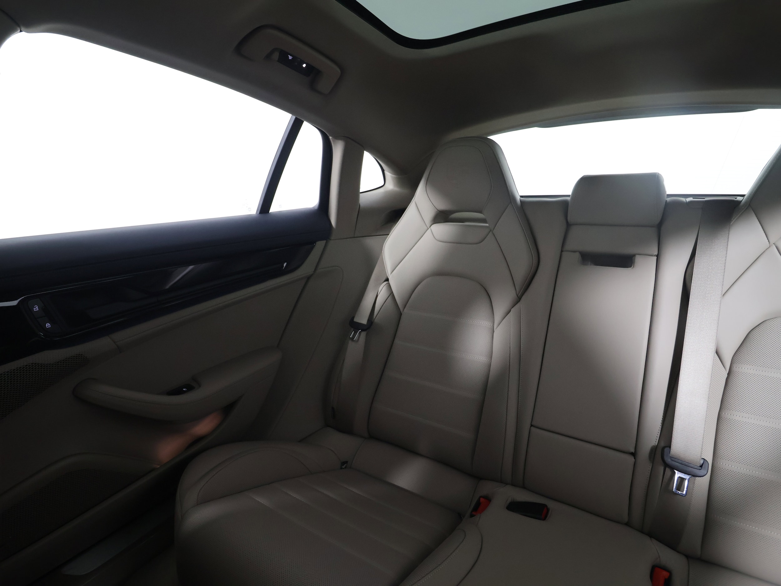 2025 Porsche Panamera Base - Photo 15